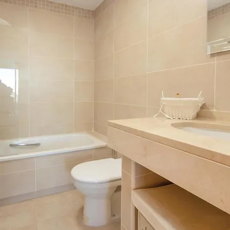 1 Bedroom Awesome In Apartment La Cala De Mijas
