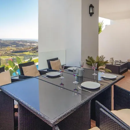 1 Bedroom Awesome In *